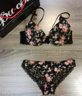 Victoria Secrett 
