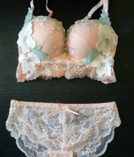 Victoria Secrett 