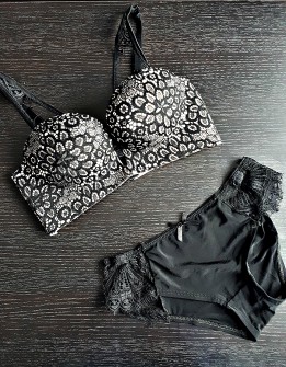Valentines secret (VS)
